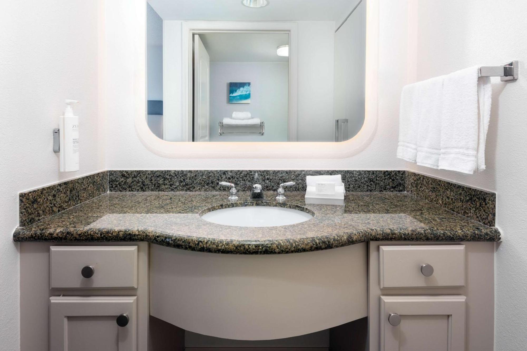 Homewood Suites By Hilton Tampa Airport - Westshore Exterior photo
